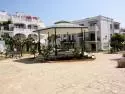 jardín apartamentos habitat  playa romana 3000 alcoceber costa azahar