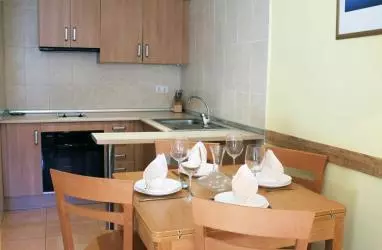 Cocina-Apartamentos-Arans-3000-ARANS-Estación-Vallnord_12.jpg
