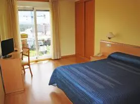 dormitorio 23 hotel villa juanitagrove, o galicia rias bajas