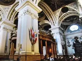 interior basílica del pilar zaragoza zaragoza  españa 