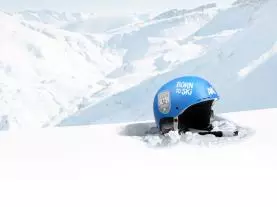 casco estación formigal pirineo aragonés  españa 