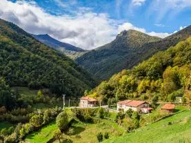 alojamientos en ongayo ongayo cantabria  españa 