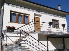 Casa del Zapatero 3000 apartamentos turísticos en Corvera de Toranzo