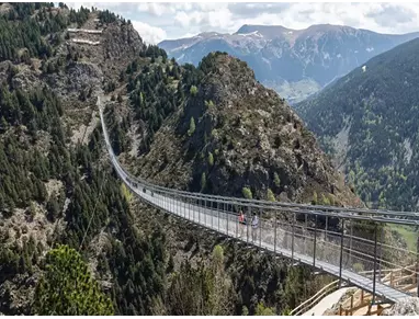 Puente-Tibetano-de-Canillo.webp