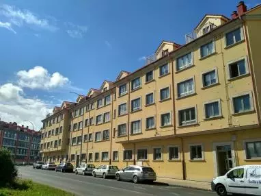 Alquiler apartamentos larga estancia en Ares-7